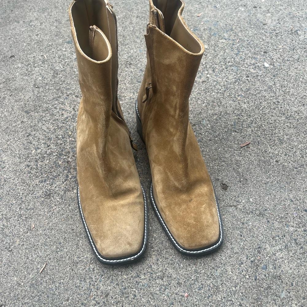 Everlane Brown Suede Boots size 10